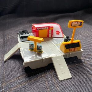 Micro Machines Travel City Repair Shop